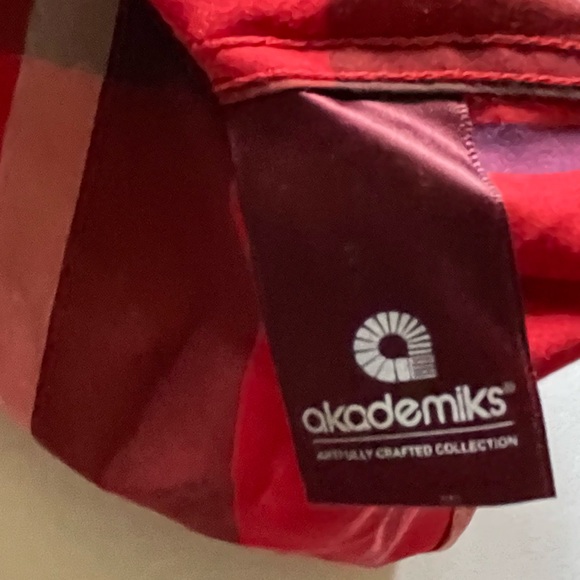 AKADEMIKS Mens Medium Shirt Red Blue Plaid Button Up Long Sleeves Relaxed Fit - Picture 8 of 8